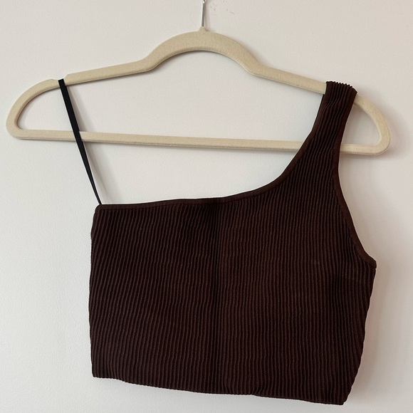 Aritzia Babaton Cropped One Shoulder Top - Picture 1 of 3
